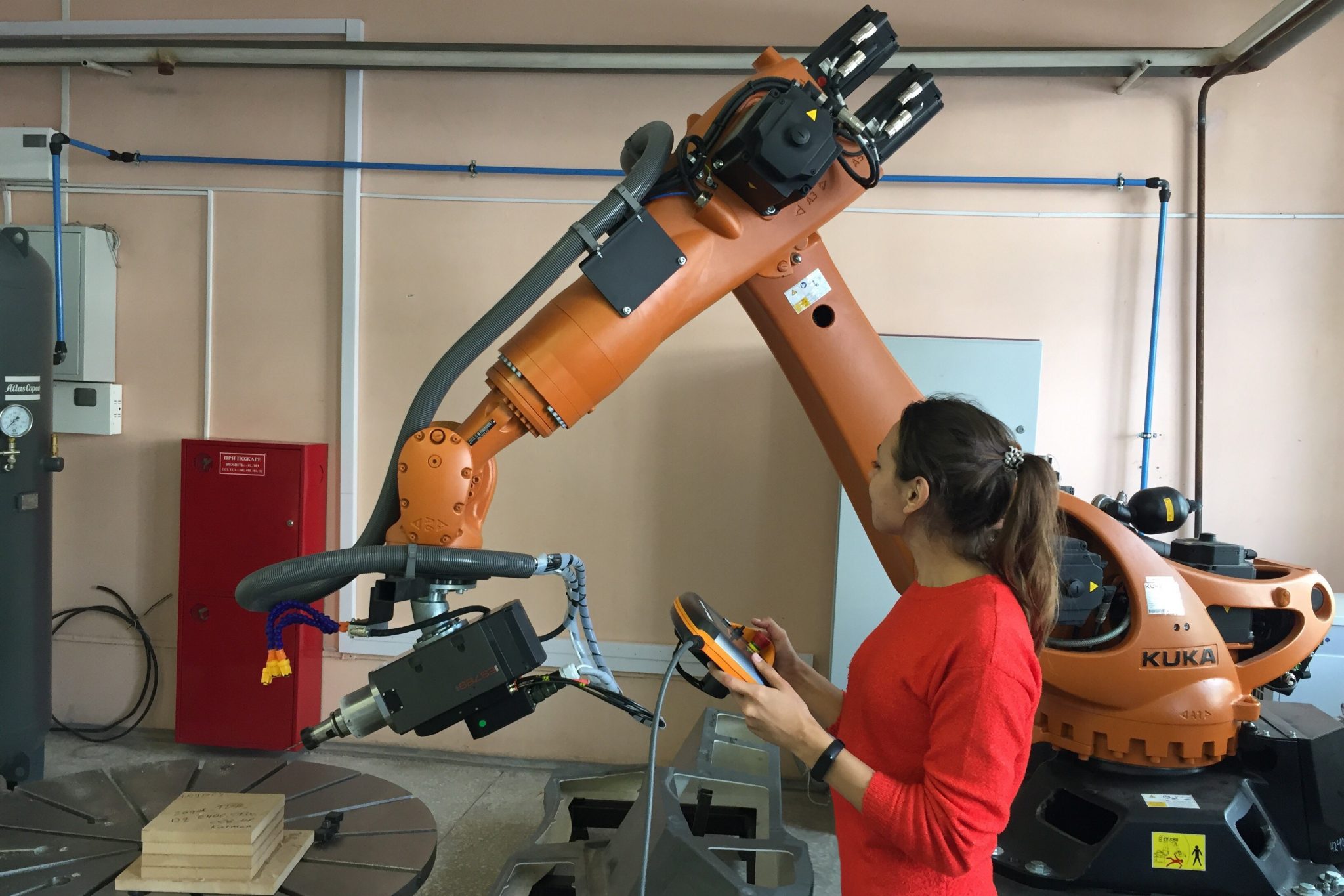 Пивцаева в галерею